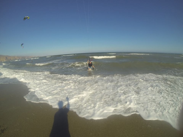  风筝冲浪 